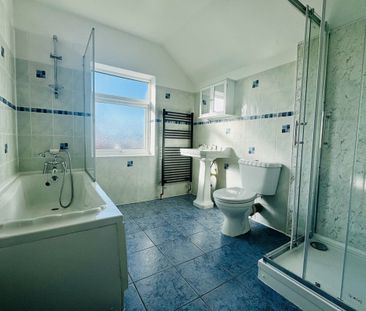 Commercial Road - Photo 4