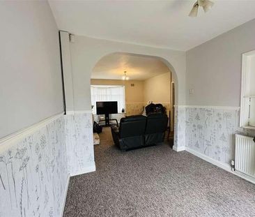 Marston Lane, Attleborough, CV11 - Photo 1