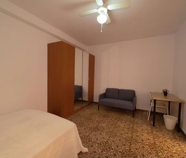 Calle Lucena, Sevilla, Andalusia 41006 - Photo 6