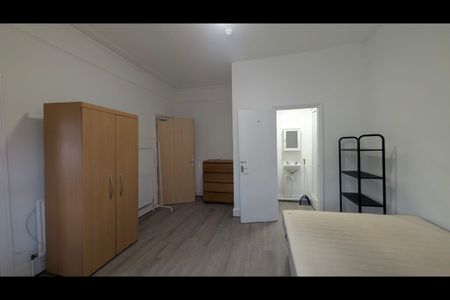 Studio Flat, Ferme Park Road, N8 - Photo 3