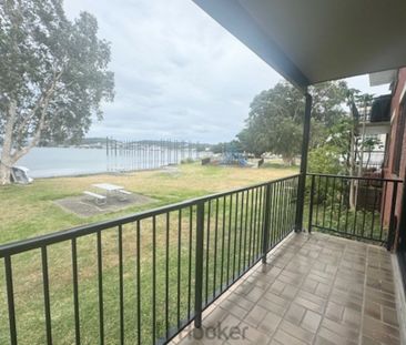 Waterfront Living in Belmont - Modern 2 Bedroom Unit with Stunning ... - Photo 4