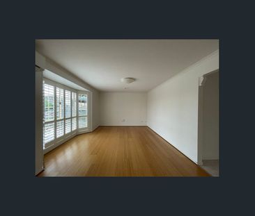 PERFECT FAMILY HOME WITH A DRIVE THROUGH GARAGE IDEAL FOR A BOAT/TR... - Photo 2