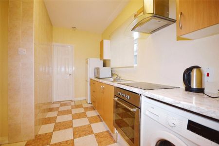 1 bedroom flat to rent - Photo 4