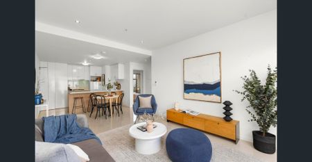 Spacious, and perfectly located! - Photo 2