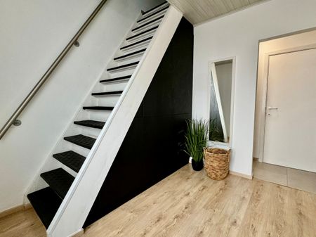 Gerenoveerde woning met 3 slaapkamers en tuin - Photo 5