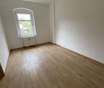 SchÃ¶ne gerÃ¤umige 2 Raum Wohnung in Zwickau, Oberplanitz ab sofort zu vermieten - Photo 3