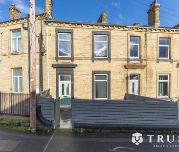 4 bedroom terraced house to rent - Photo 6