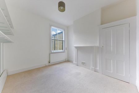 4 bedroom terraced house to rent - Photo 5