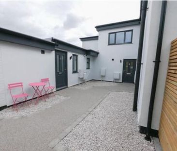 2 bedroom ground floor flat to rent - Photo 6