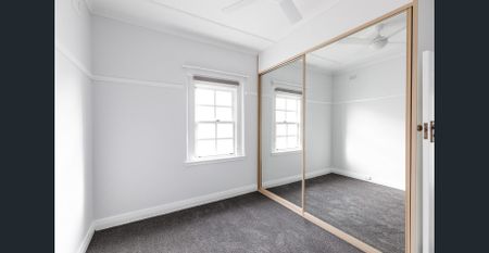 Position Perfect - Photo 2