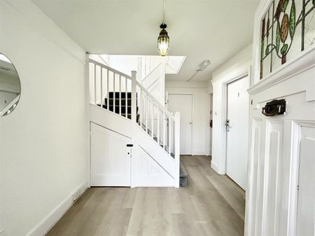 1 Bedroom Room To Let - Photo 3