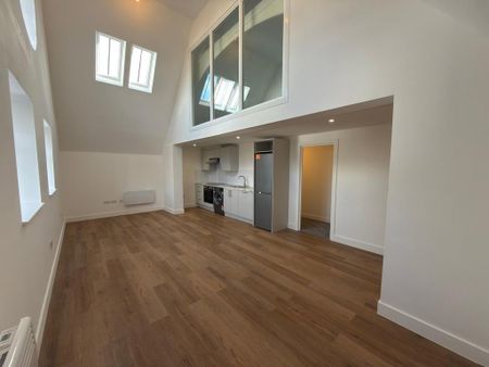 2 bedroom block of apartments to rent - Photo 5