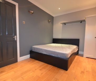 1 bedroom Property to rent - Photo 5