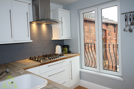 2 bedroom flat to rent - Photo 5