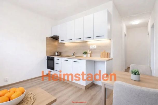 Pronájem bytu 2+1 52 m - Fotografie 1