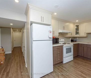 For Lease - 5112 Heatherleigh Avenue Unit# ..Bsmt, Mississauga, Ont... - Photo 6