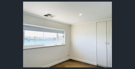 Spacious Family Home with Absolute Waterfront Living - Photo 2