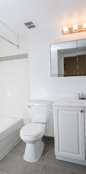 Jardin Carrefour | 3 1/2 à Louer | 1 bedroom for Rent | Laval - Photo 1