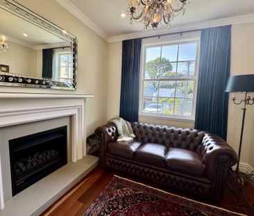 Historic charm meets modern comfort in the heart of Thorndon - Photo 5