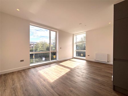 Sheila House, Fleet, Hampshire, GU51 - Photo 2