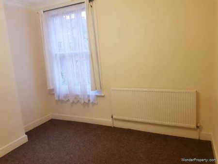 2 bedroom property to rent in London - Photo 4