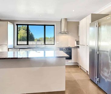 KINGSWELL - 3 BEDROOMS - Photo 2