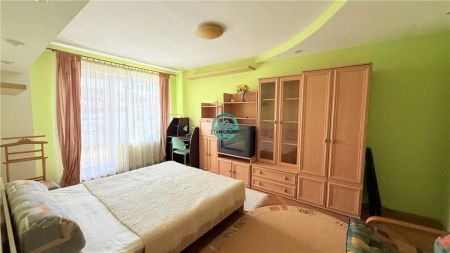 Inchiriez apartament cu 2 camere in Cornisa la 5 minute de Umf - Photo 2