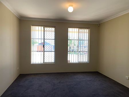 LIGHT, BRIGHT AND SPACIOUS!! - Photo 2