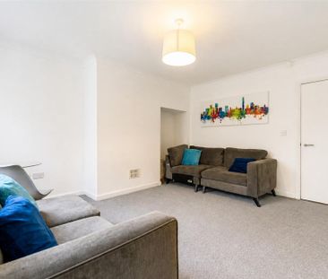 4 bedroom house to rent - Photo 1