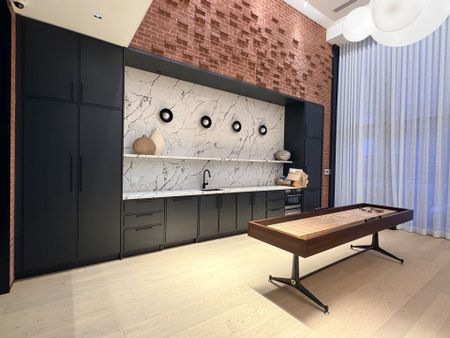 For Lease - 3220 William Coltson Avenue Unit# 723, Oakville, Ontario - Photo 2