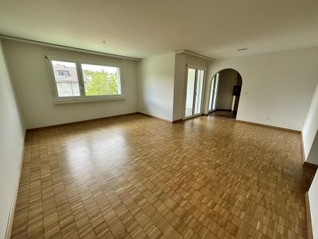 5.5 Zimmer, 114 m², 2. Stock - Foto 2