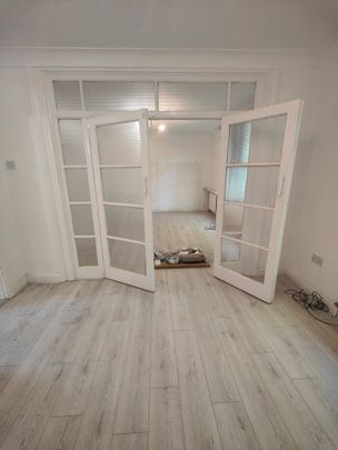 3 Bed Terraced House, Leicester Road, M7 - Photo 1