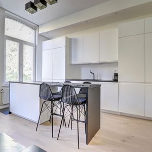 Triplex te huur in Elsene voor € 2.050 met 3 slaapkamers - Photo 3