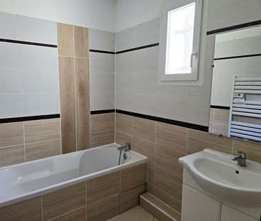 Location Maison 4 pièces 70m² - Photo 3