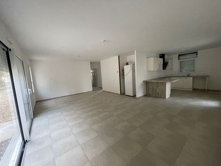 Location maison 4 pièces, 86.15m², Longeville-sur-Mer - Photo 2