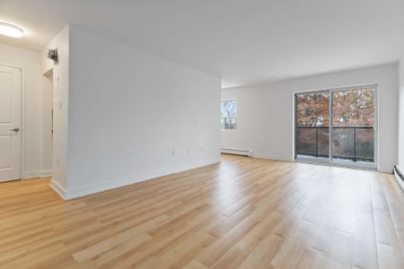 For Lease - 530 Proudfoot Lane Unit# 402, London North, Ontario - Photo 4