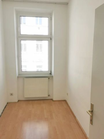 2 1/2 Zimmer Wohnung / unbefristet - Foto 3
