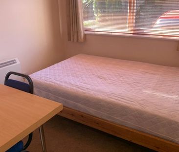 3 bedroom apartment to rent - Photo 3