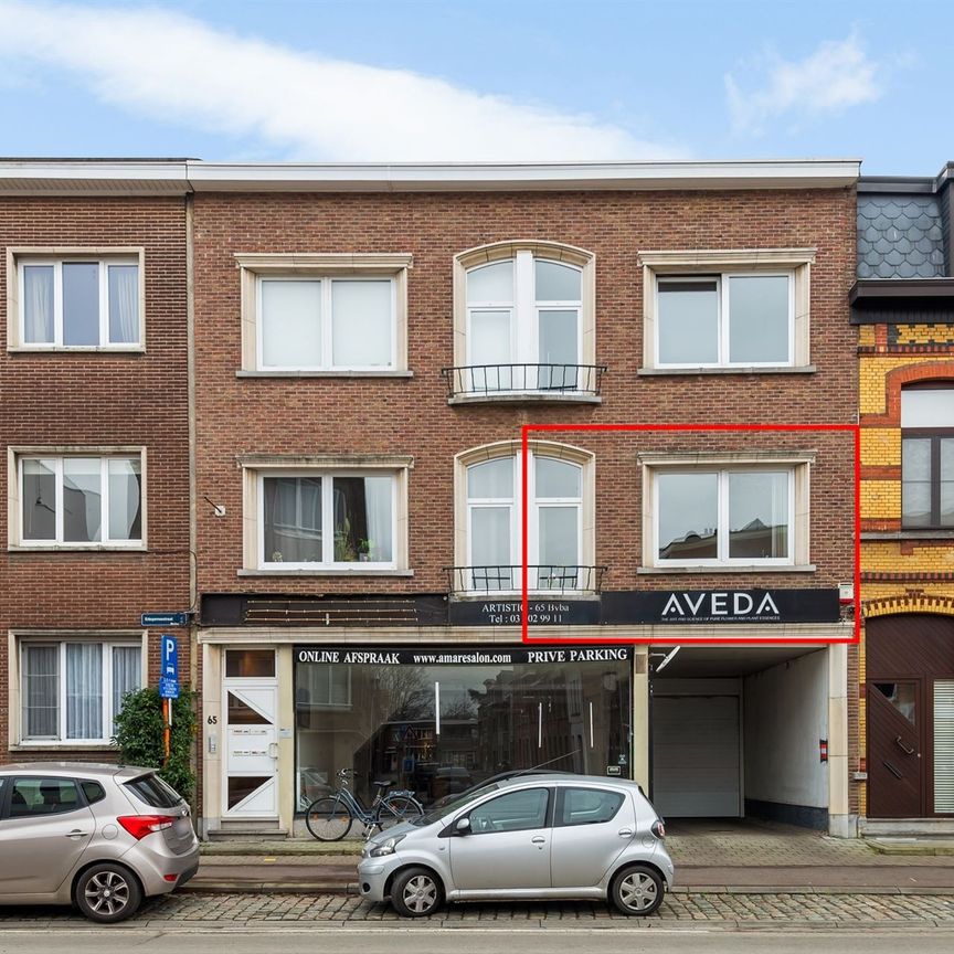 2 slaapkamer appartement (79m²) met terras op centrale ligging te Mortsel! - Foto 1