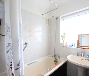 Oxford Close, Mitcham, CR4 - Photo 4