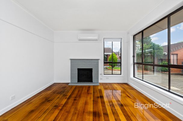 Renovated 2 Bedroom Unit - Photo 1