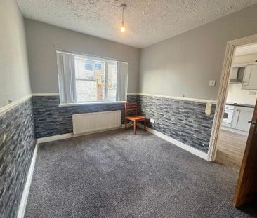 80 Knockleigh Drive, Carrickfergus, BT38 8UZ - Photo 1