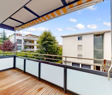Behagliche Wohnung im Hochparterre und ruhiger Wohnlage - Photo 1