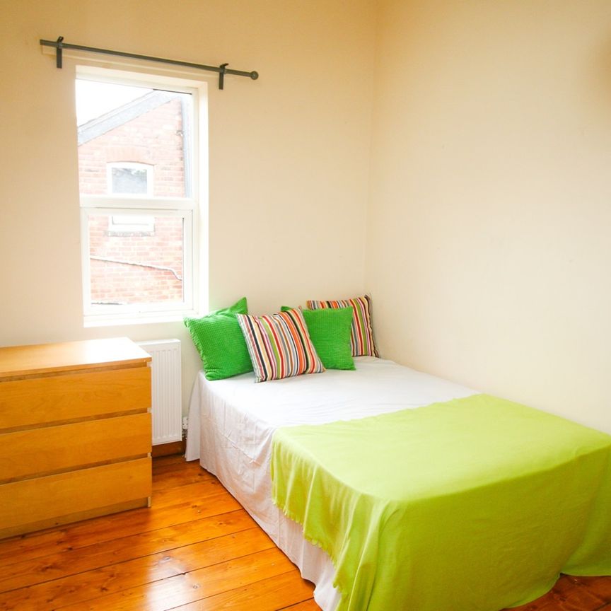 7 Bed Terraced House, Brailsford Road, M14 - Photo 1