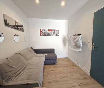 Location Appartement 1 pièce 23m² NIMES 30000 - Photo 1
