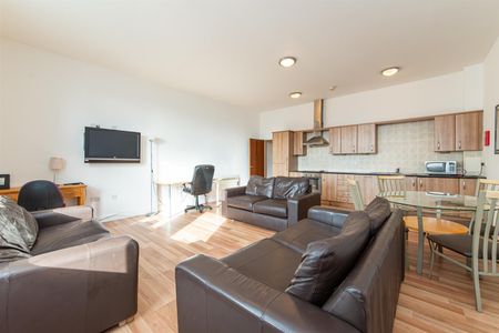 City Apartments, Northumberland Street, Newcastle Upon Tyne - Photo 5