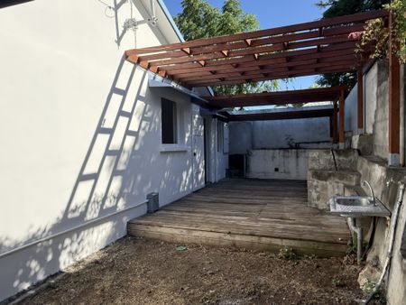 Location Maison 6 pièces 114m² ST LEU 97436 - Photo 4