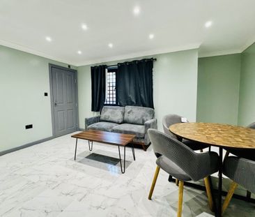 Chequers Lane, WELLINGBOROUGH - Photo 4