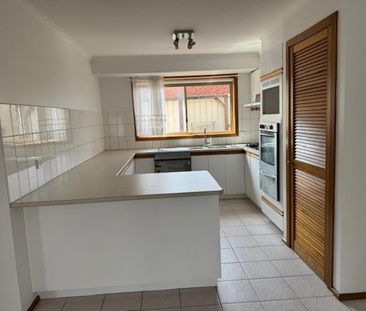 3 BEDROOM HOME + STUDY - Photo 2