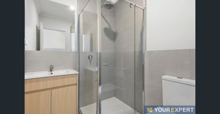 BRAND NEW ROOMING HOUSE IN IDEAL LOCATION! 9 ROOMS AVAILABLE - Photo 4